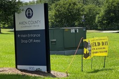 FD entrance sign